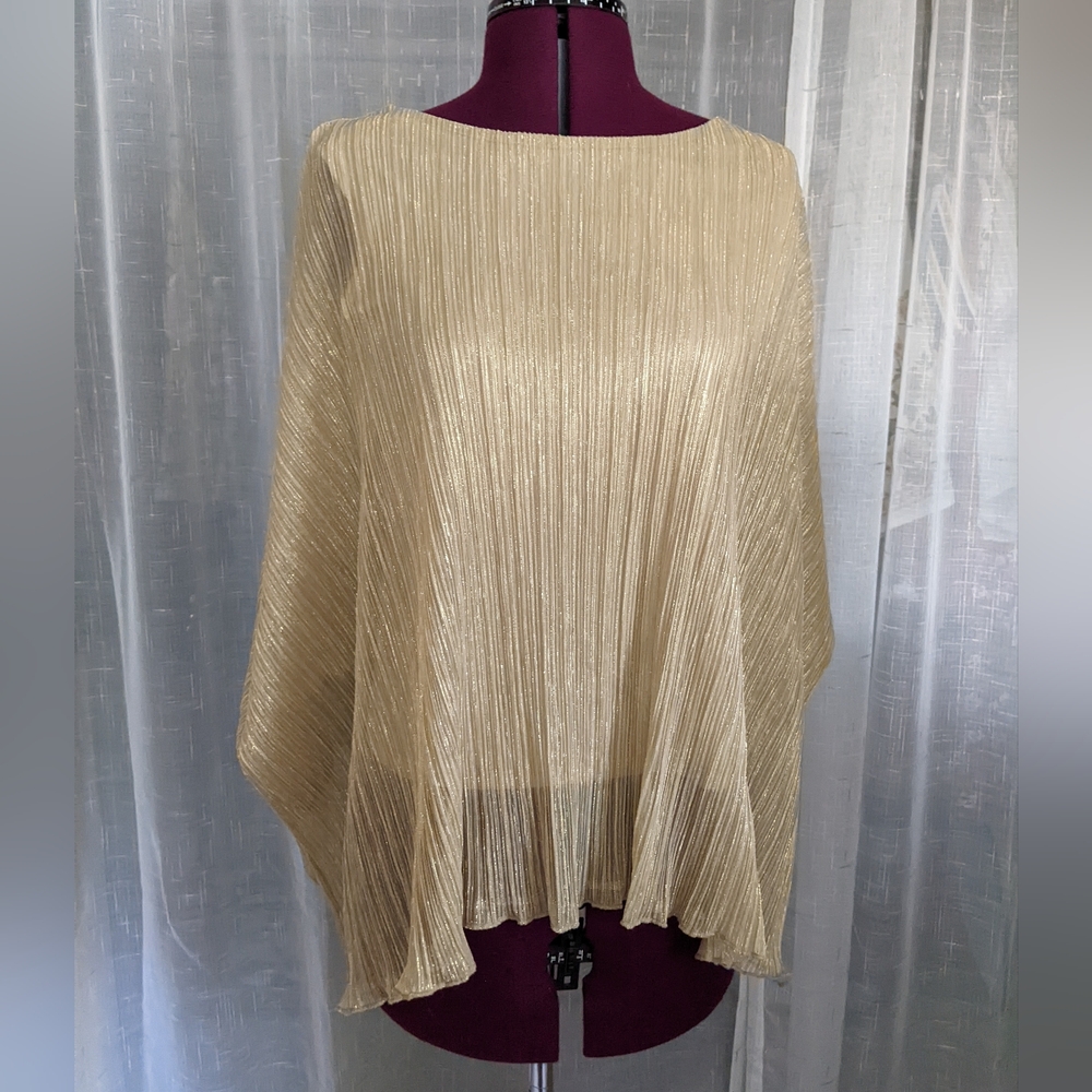 Flowy metallic gold blouse by cha cha vente